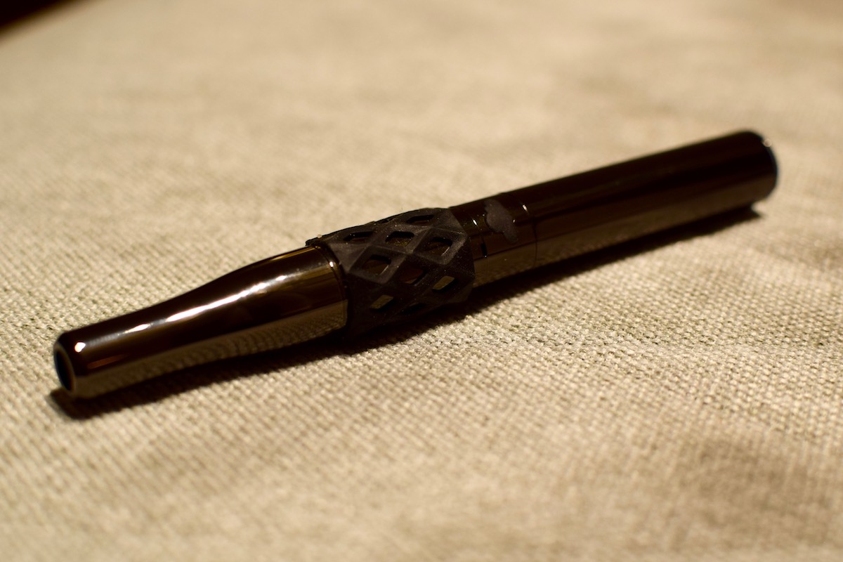 PuffCo Plus - with grip installed