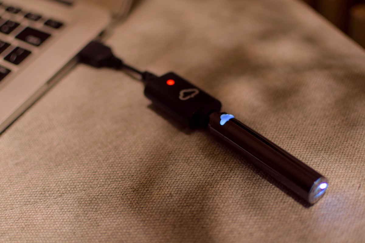 PuffCo Plus - charge with USB dongle