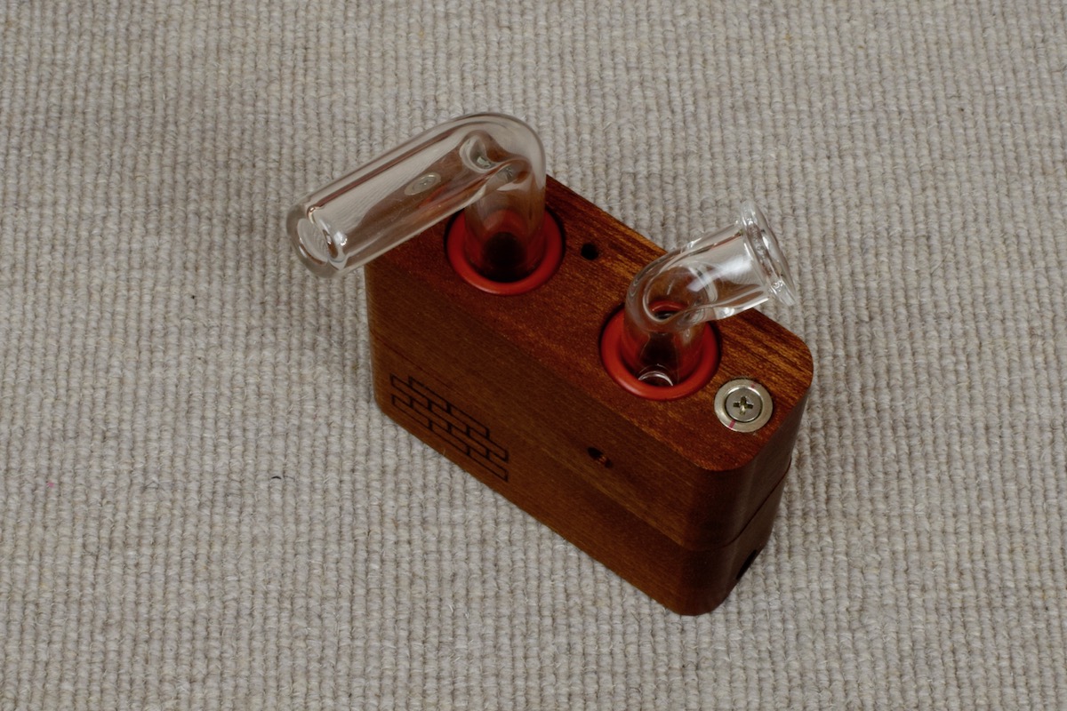 Sticky Brick Junior - view of the glass